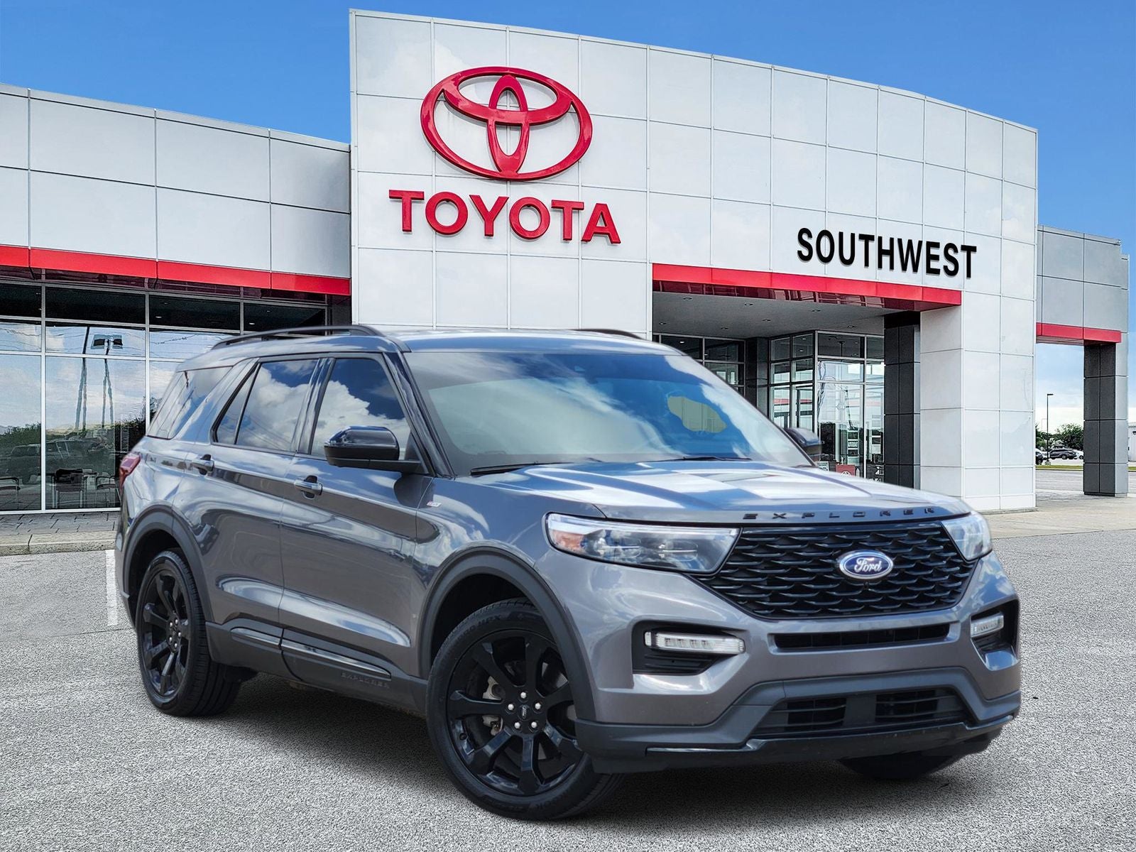 2023 Ford Explorer ST-Line