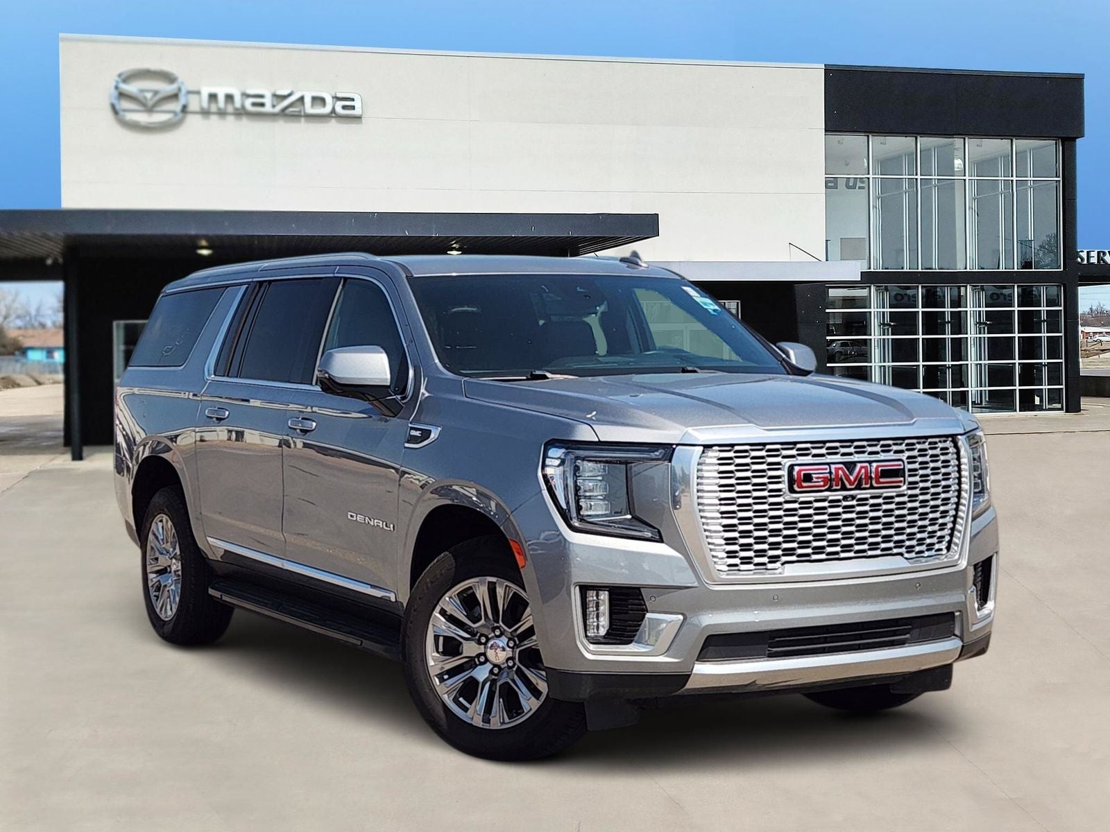 2023 GMC Yukon Denali 2WD's photo