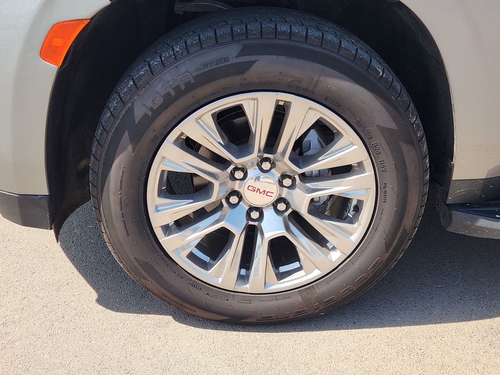 2023 GMC Yukon XL Denali - Photo 14