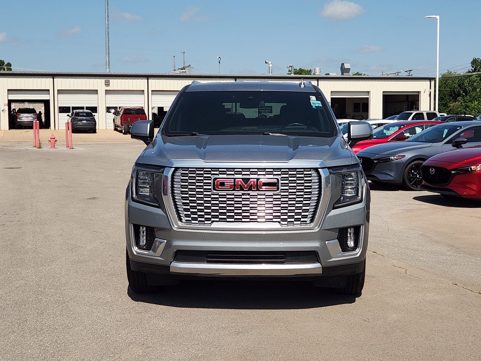 2023 GMC Yukon XL Denali - Photo 6