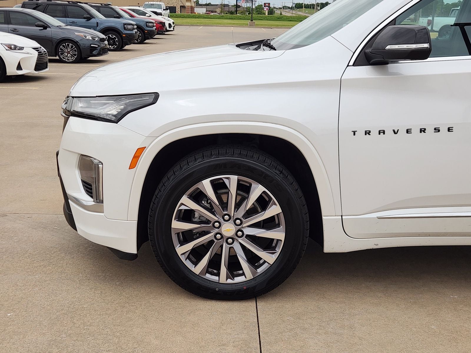 2023 Chevrolet Traverse Premier