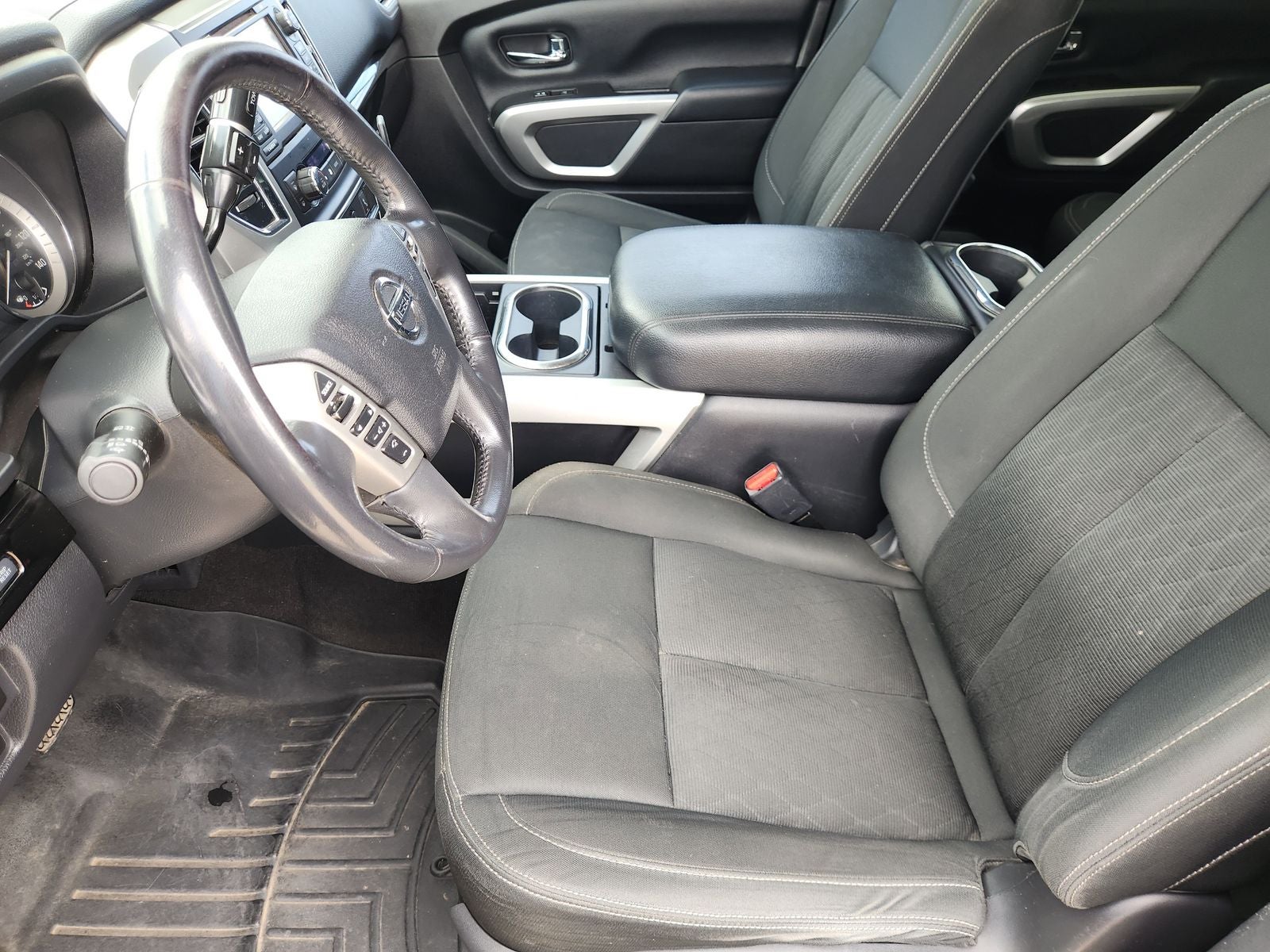 2017 Nissan Titan XD SV