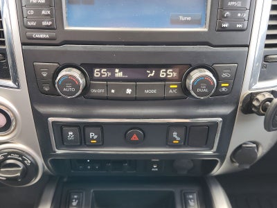 2017 Nissan Titan XD SV
