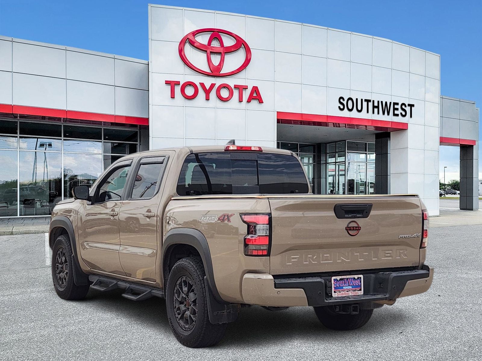 2023 Nissan Frontier PRO-4X