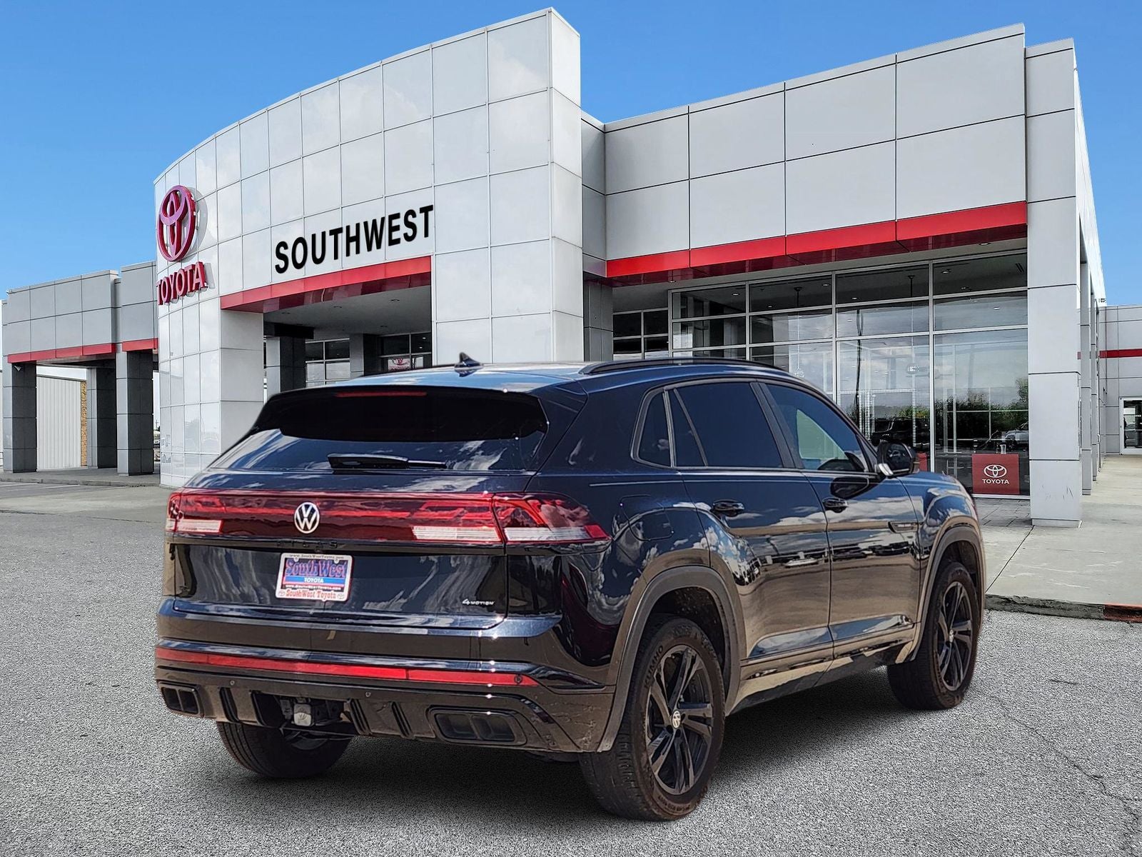 2025 Volkswagen Atlas Cross Sport 2.0T SEL R-Line Black