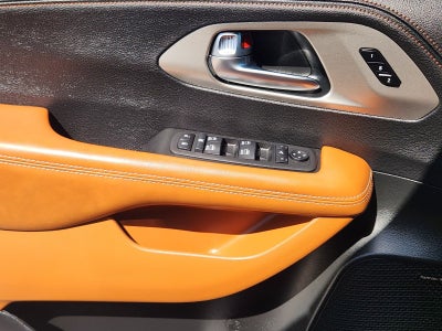 2025 Chrysler Pacifica Pinnacle