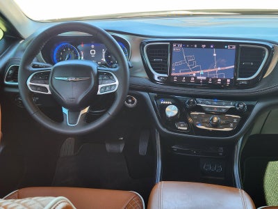 2025 Chrysler Pacifica Pinnacle