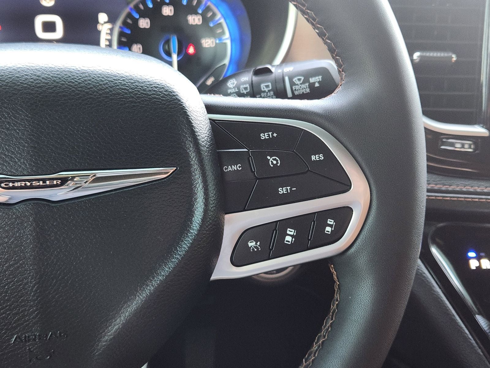 2025 Chrysler Pacifica Pinnacle