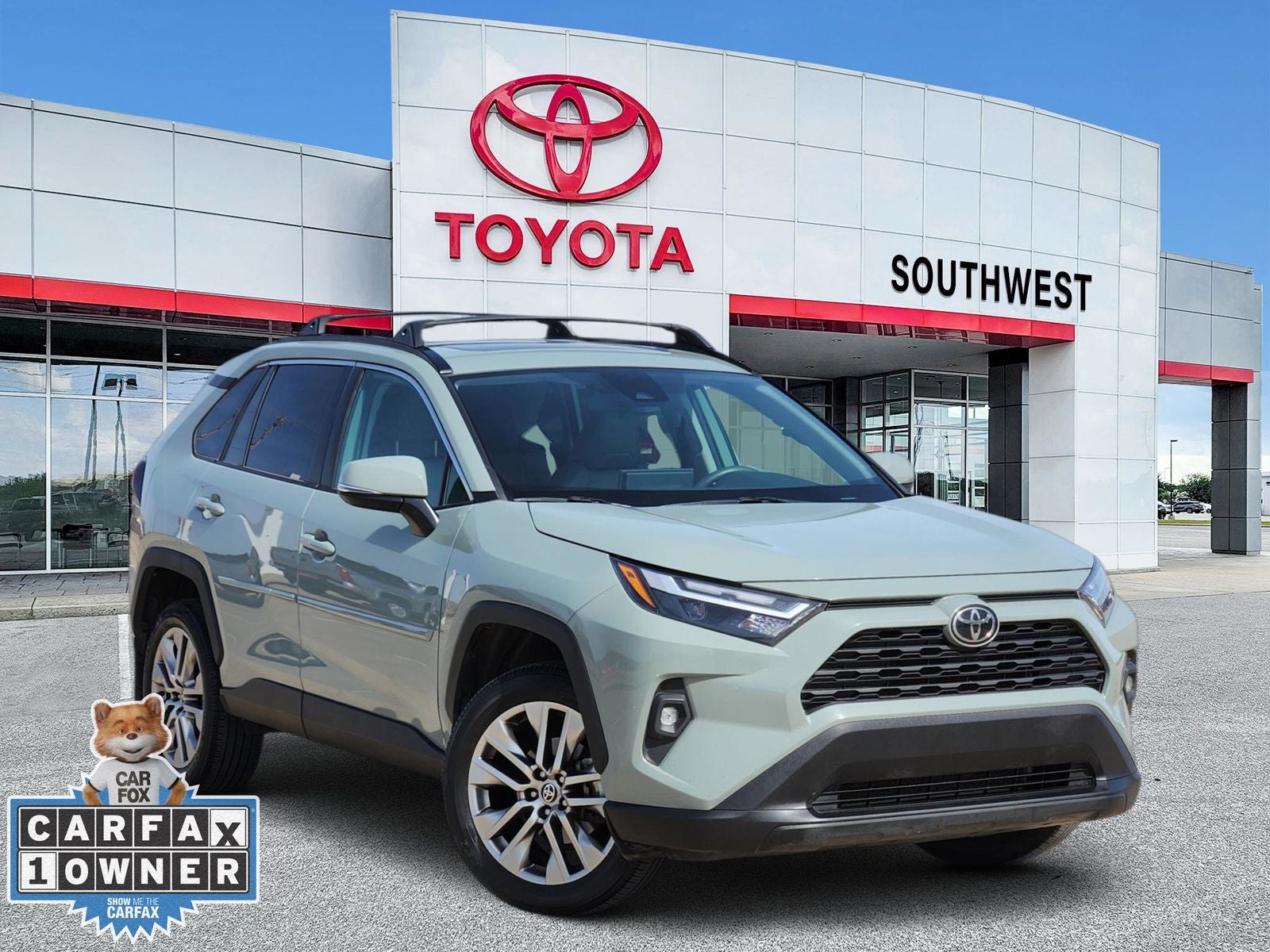 2023 Toyota RAV4 XLE Premium