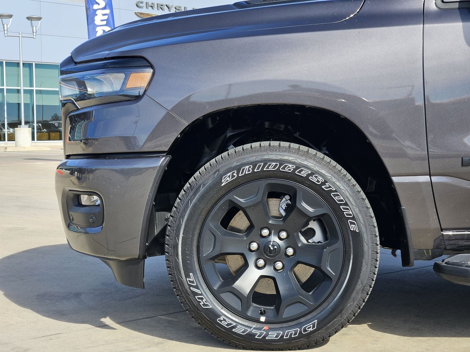 2026 RAM Ram 1500 Pickup Express - Photo 11