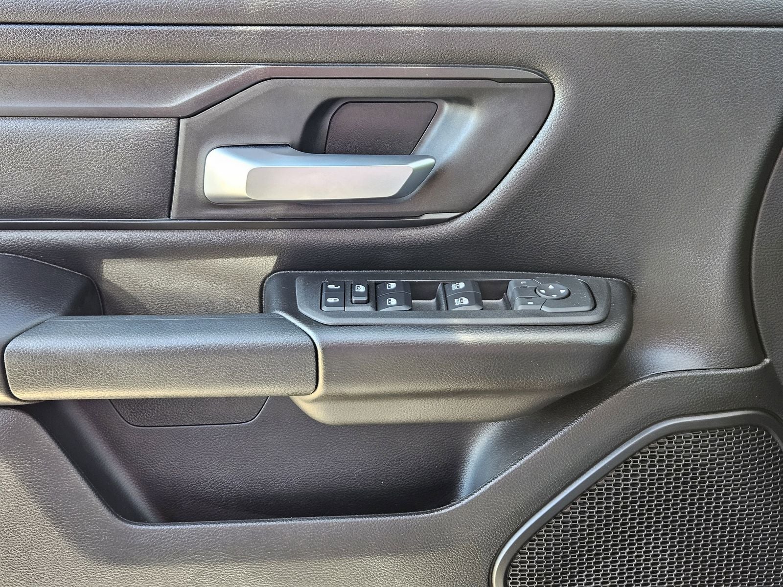 2026 RAM Ram 1500 Pickup Express - Photo 29