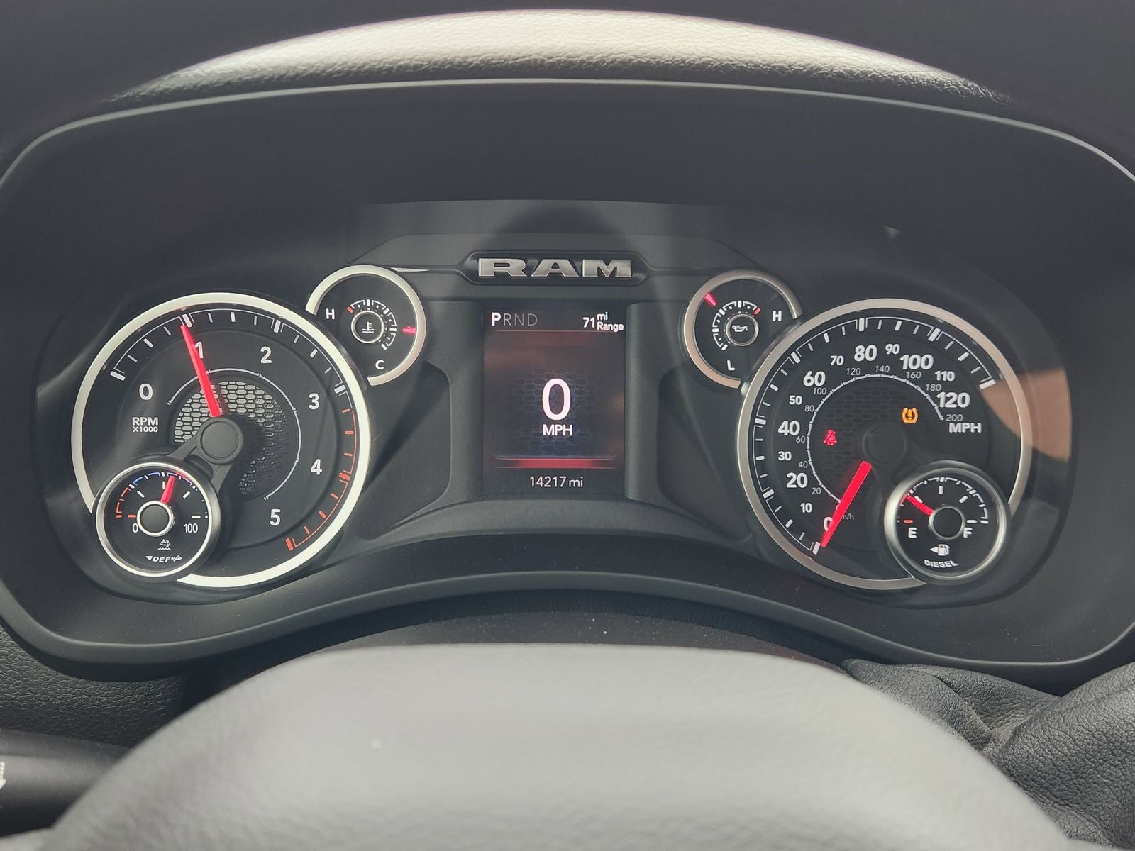 2025 RAM Ram 2500 Pickup Tradesman - Photo 19