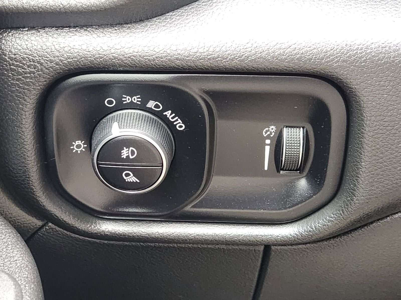 2025 RAM Ram 2500 Pickup Tradesman - Photo 27