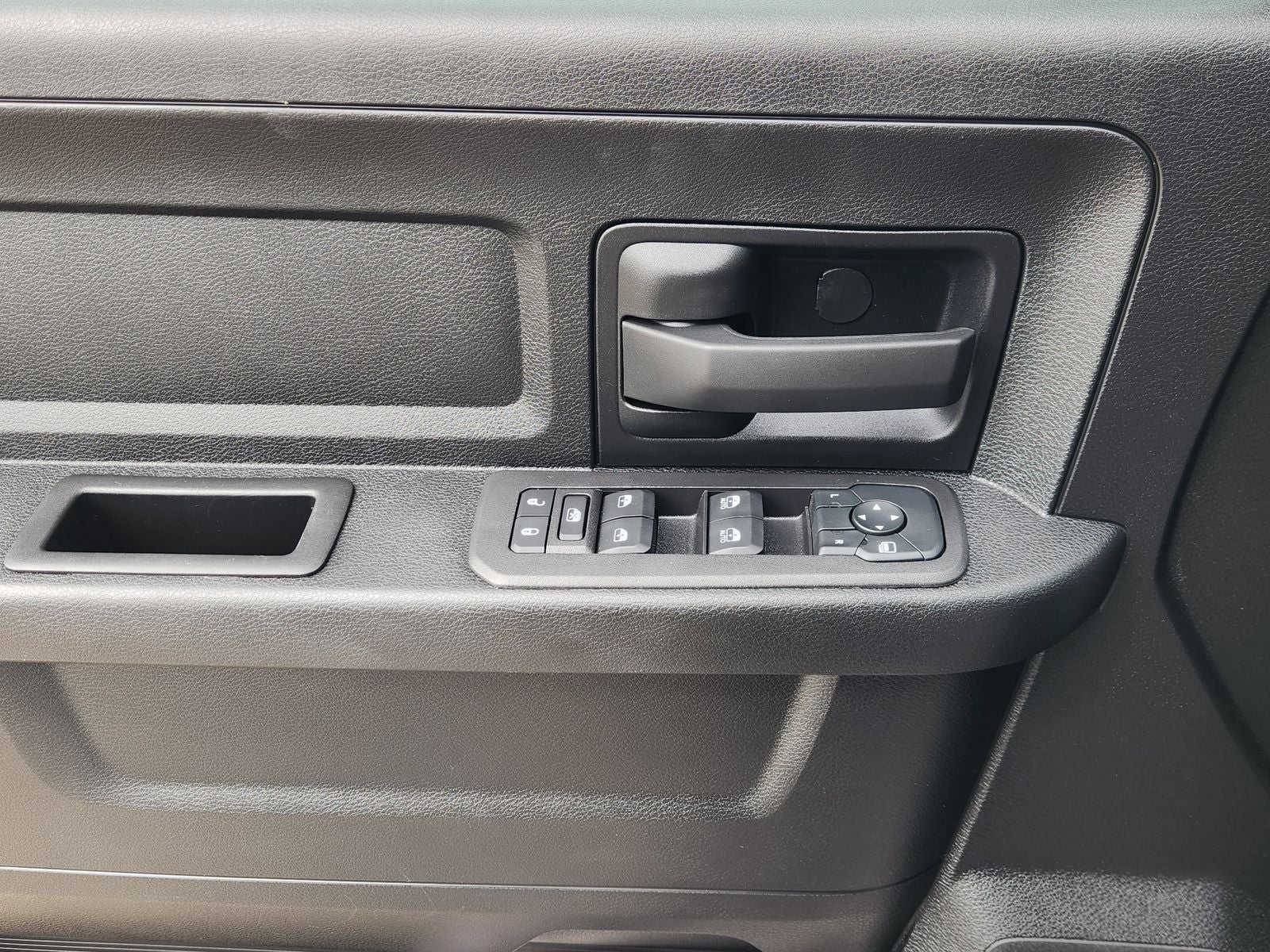 2025 RAM Ram 2500 Pickup Tradesman - Photo 28