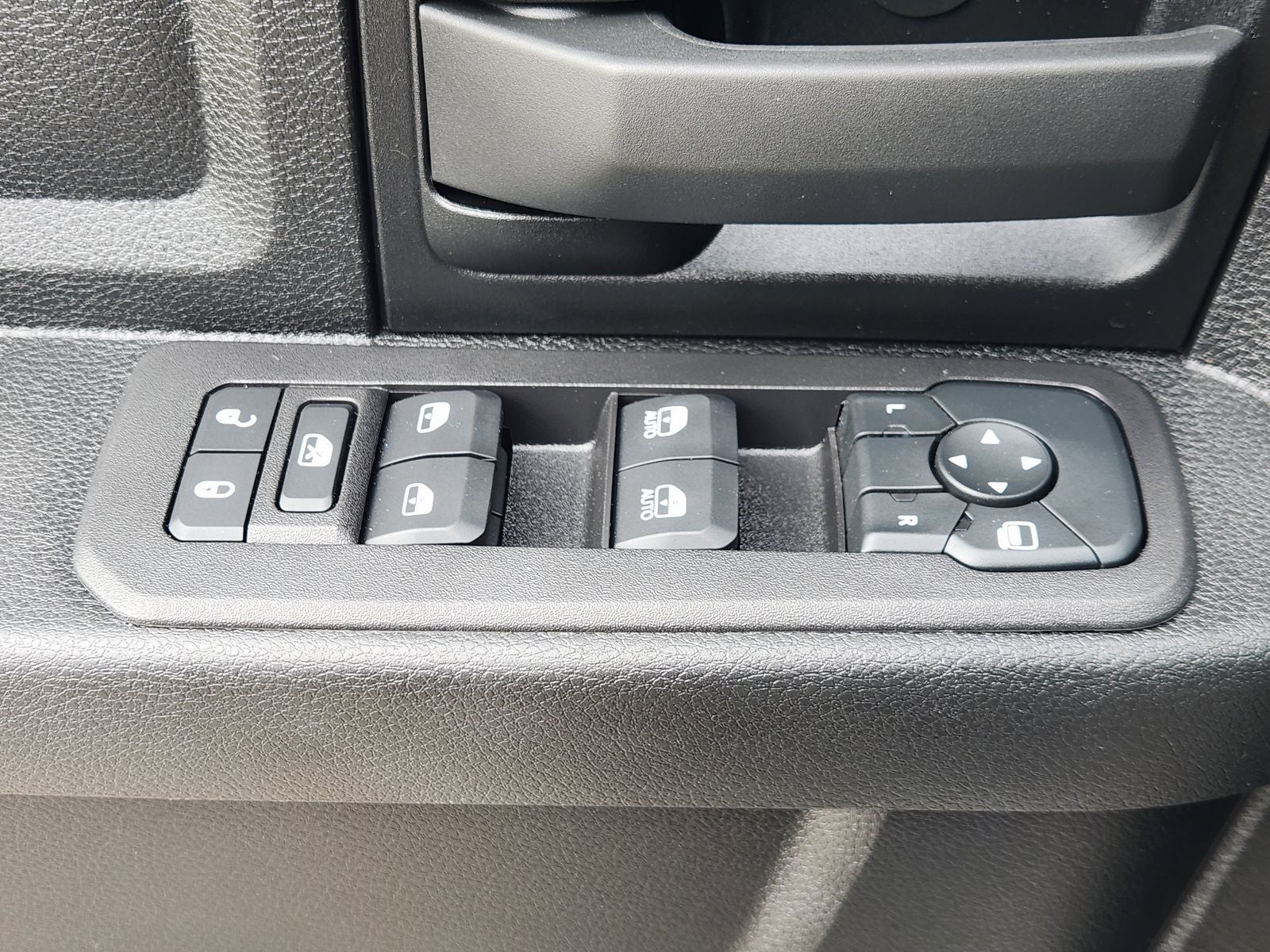 2025 RAM Ram 2500 Pickup Tradesman - Photo 29