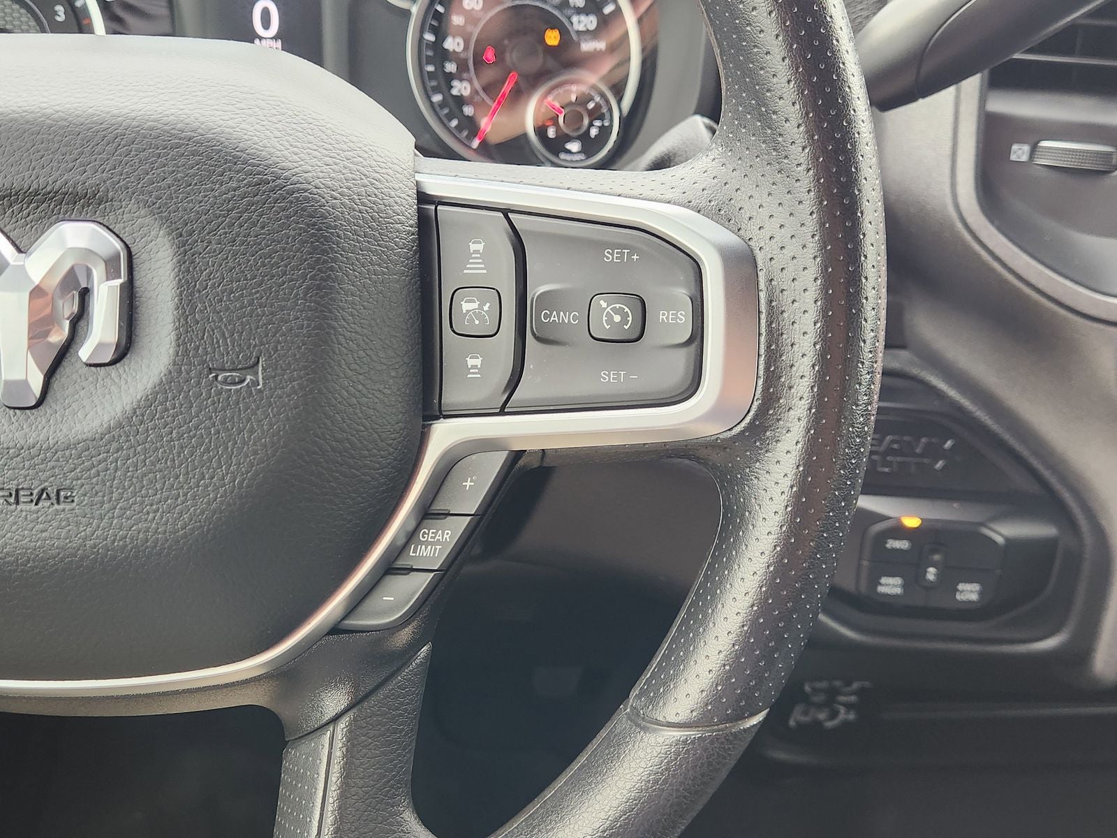 2025 RAM Ram 2500 Pickup Tradesman - Photo 34