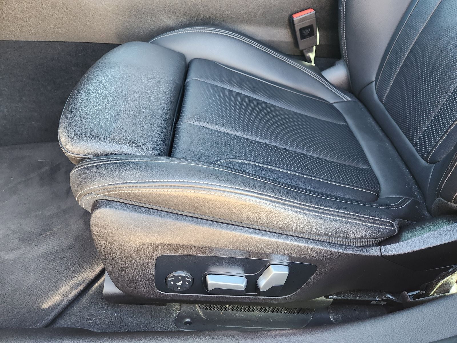 2022 BMW 3 Series 330i xDrive