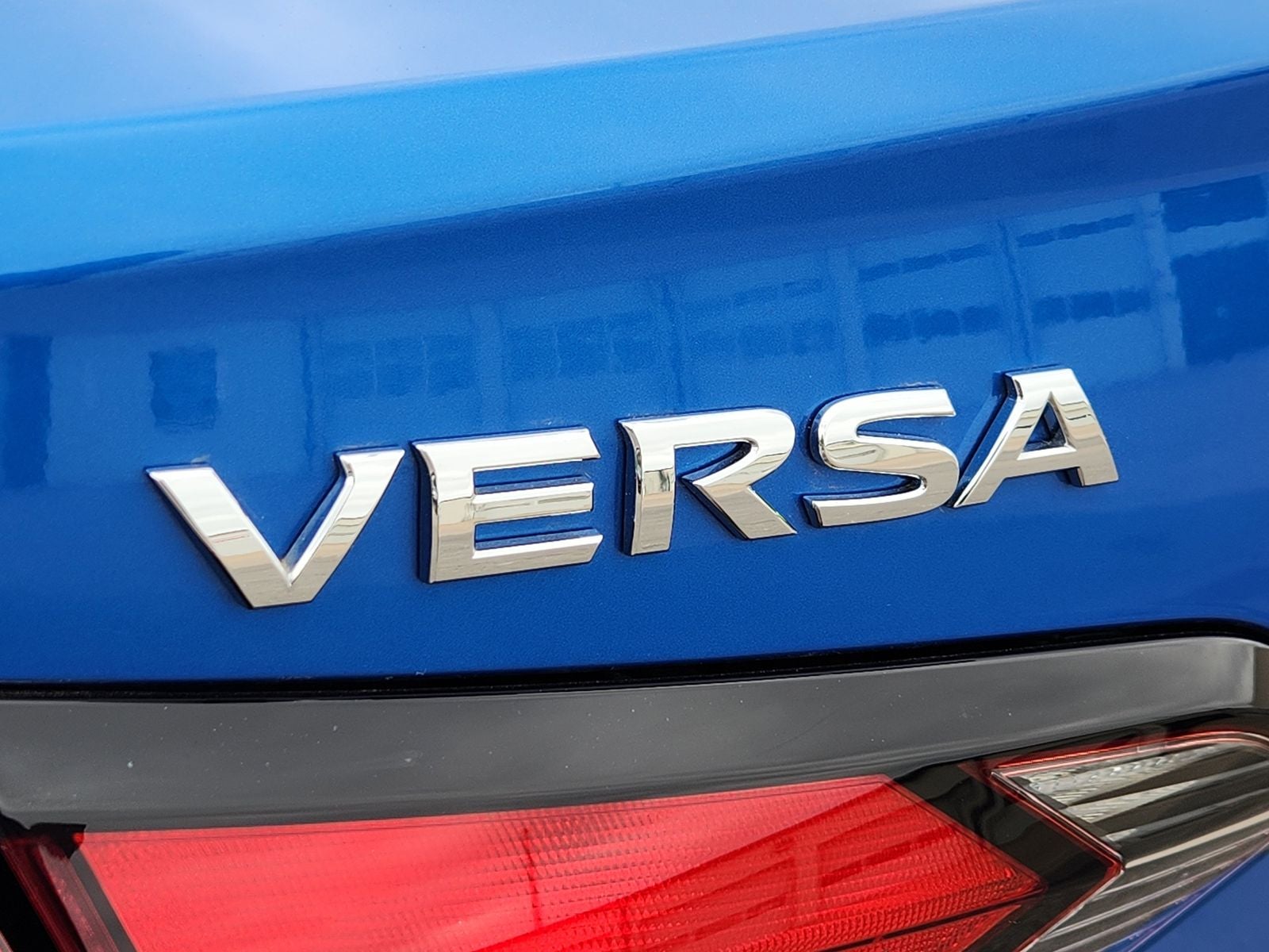 2024 Nissan Versa 1.6 S