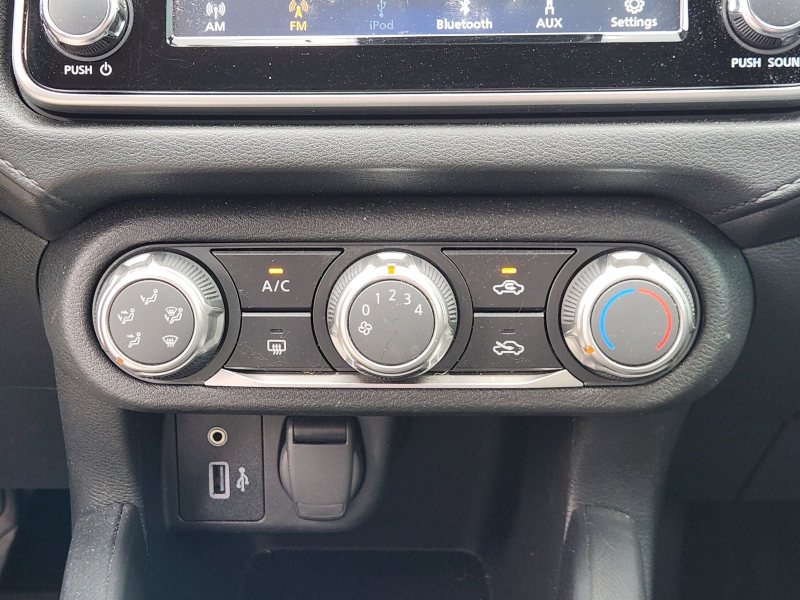 2024 Nissan Versa 1.6 S