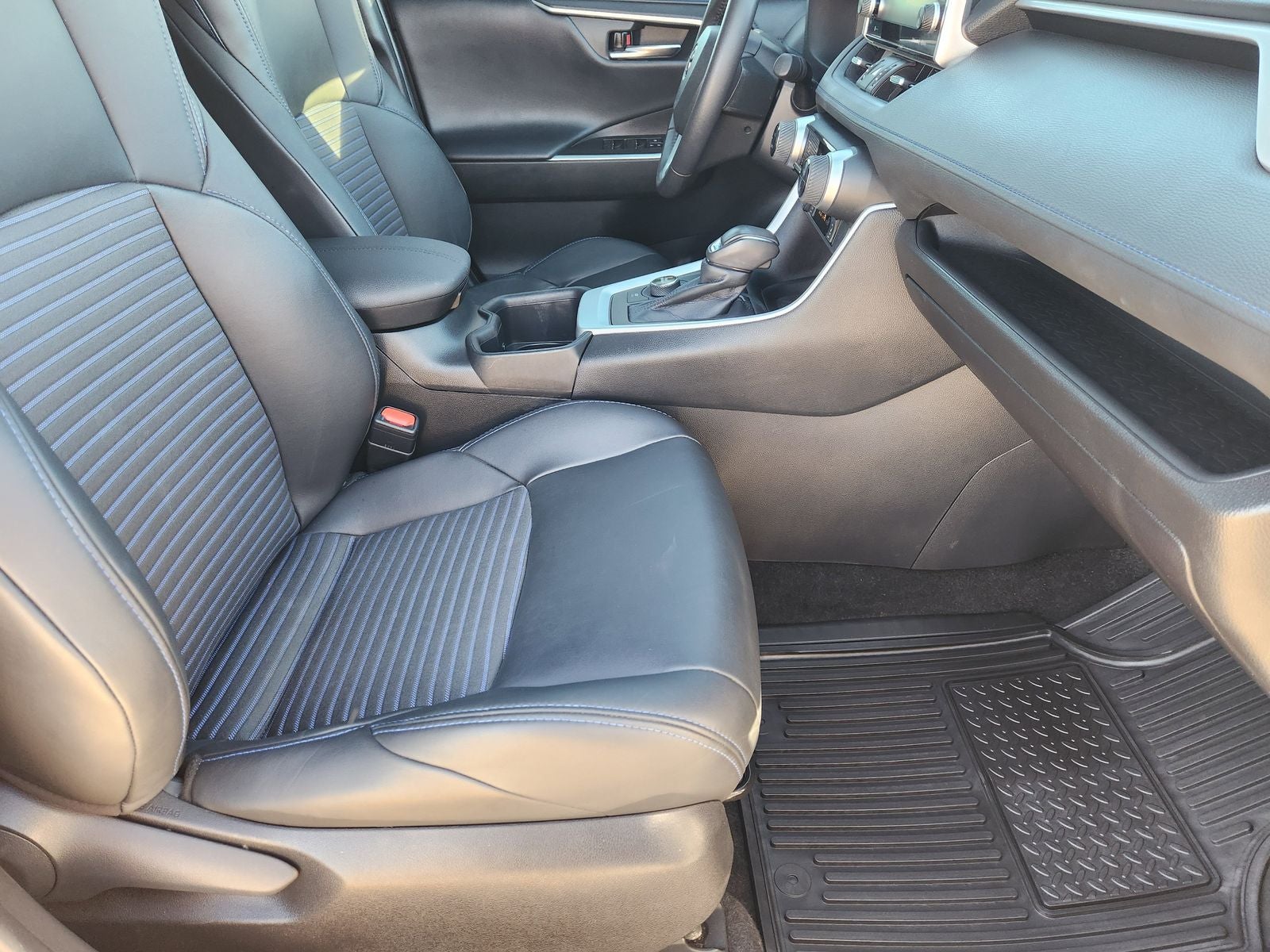 2022 Toyota RAV4 Hybrid XSE