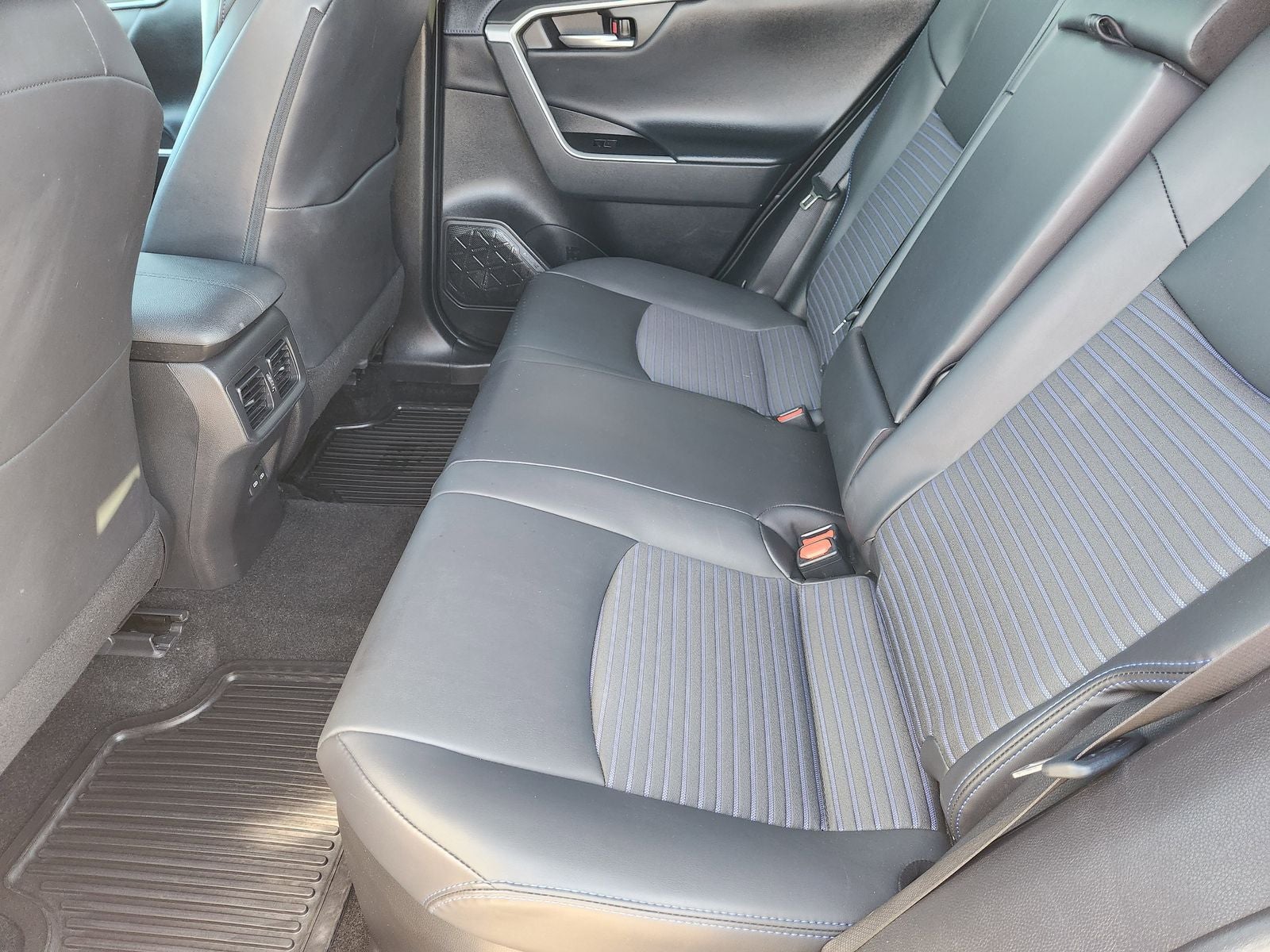 2022 Toyota RAV4 Hybrid XSE