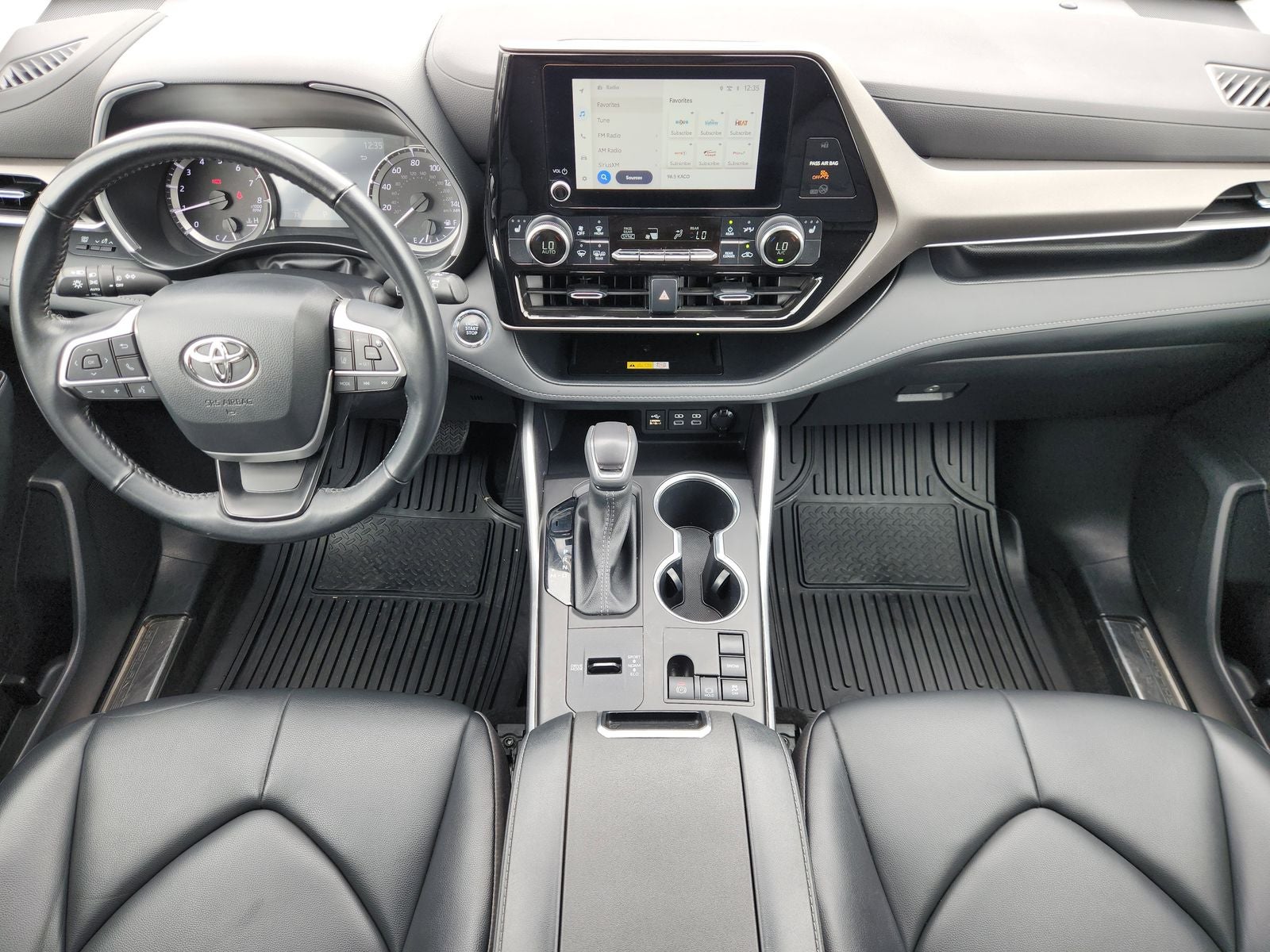 2023 Toyota Highlander XLE