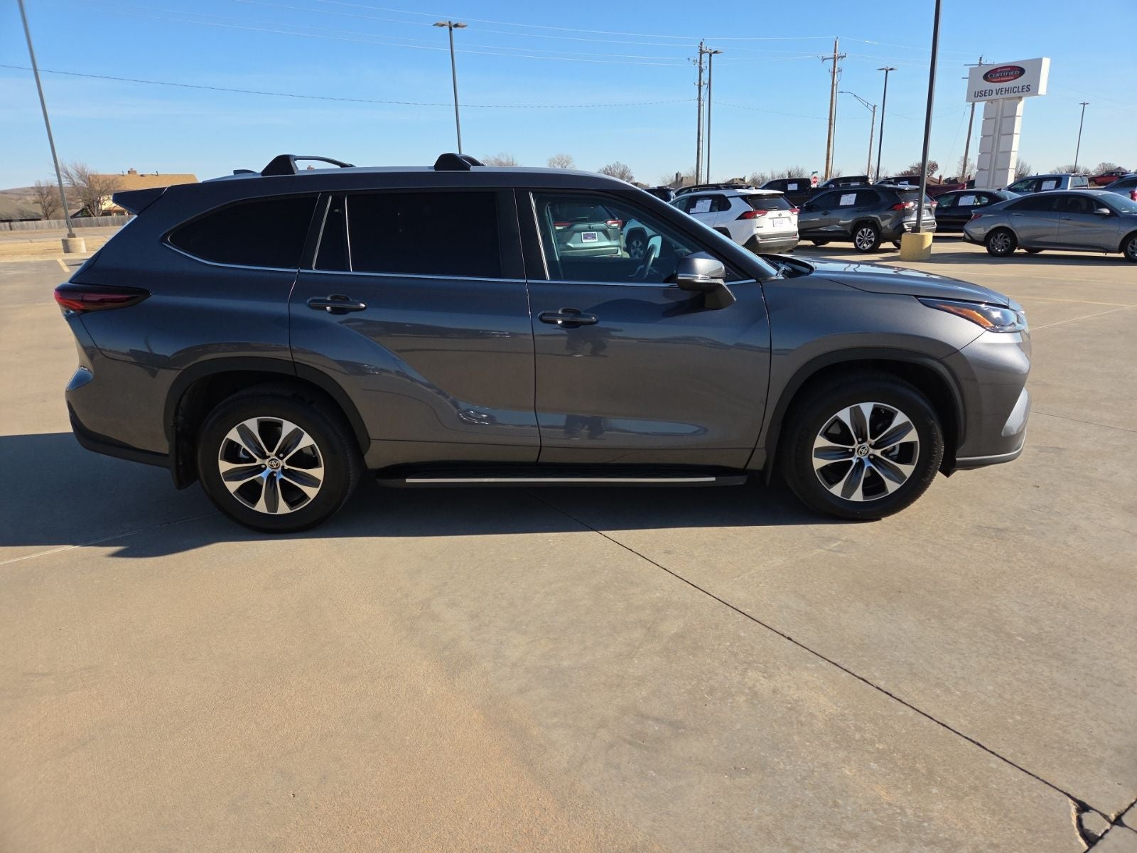 2024 Toyota Highlander XLE