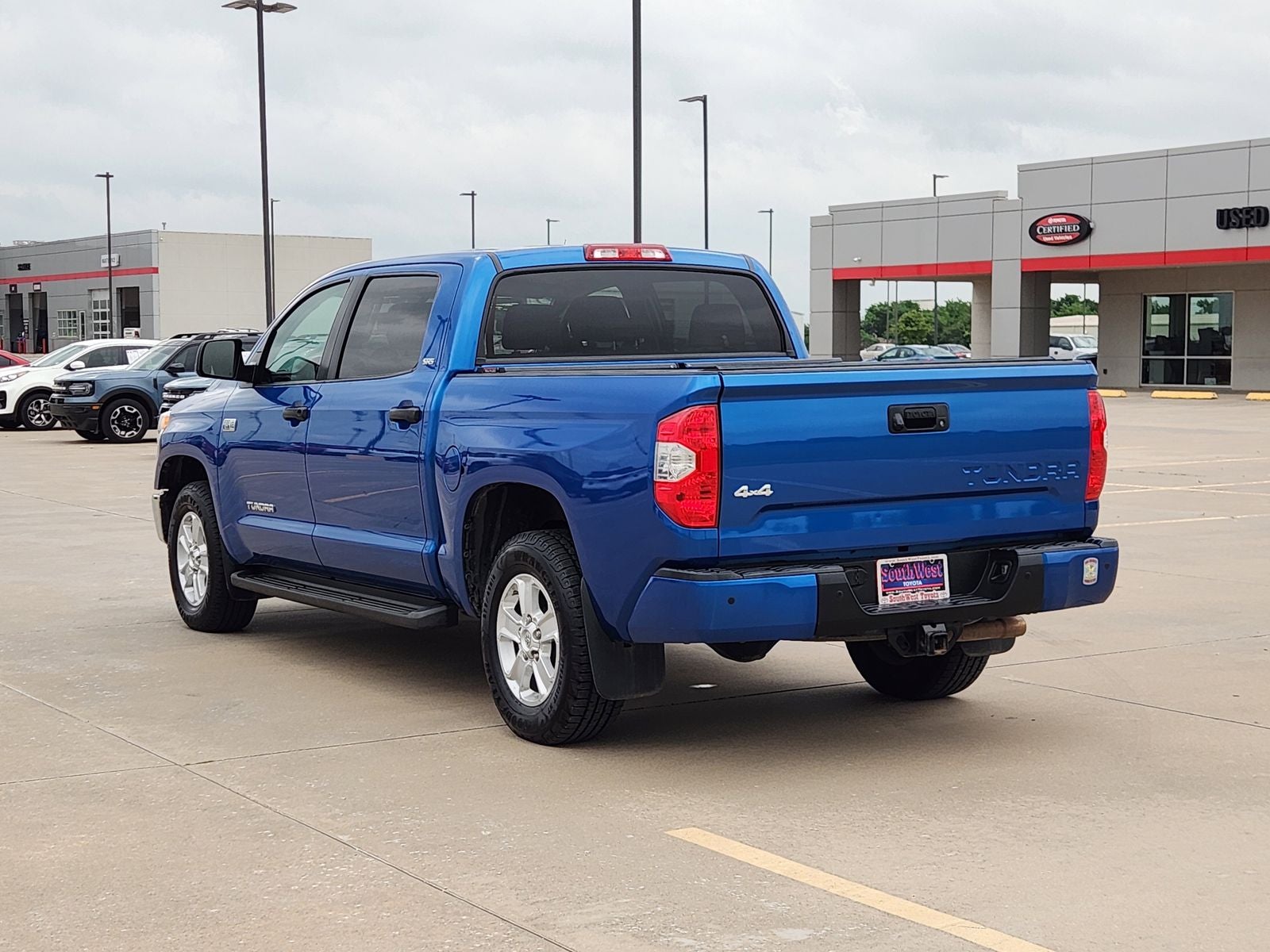 2017 Toyota Tundra SR5