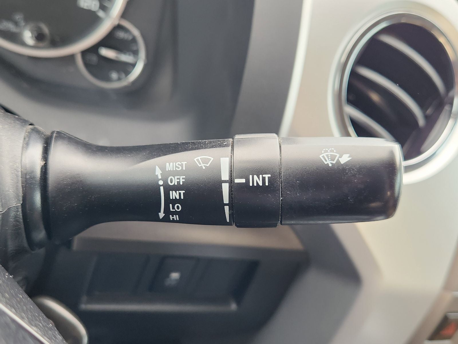 2014 Toyota Tundra SR5 4.6L V8