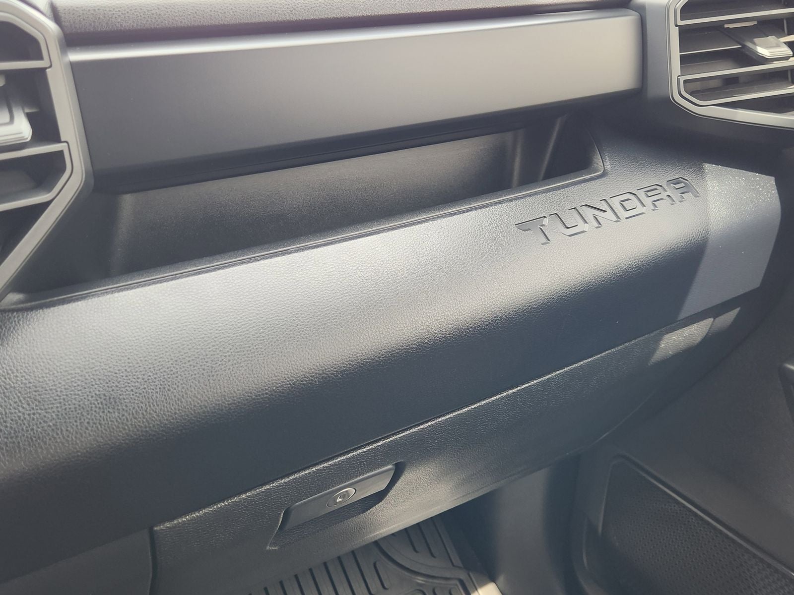 2025 Toyota Tundra SR