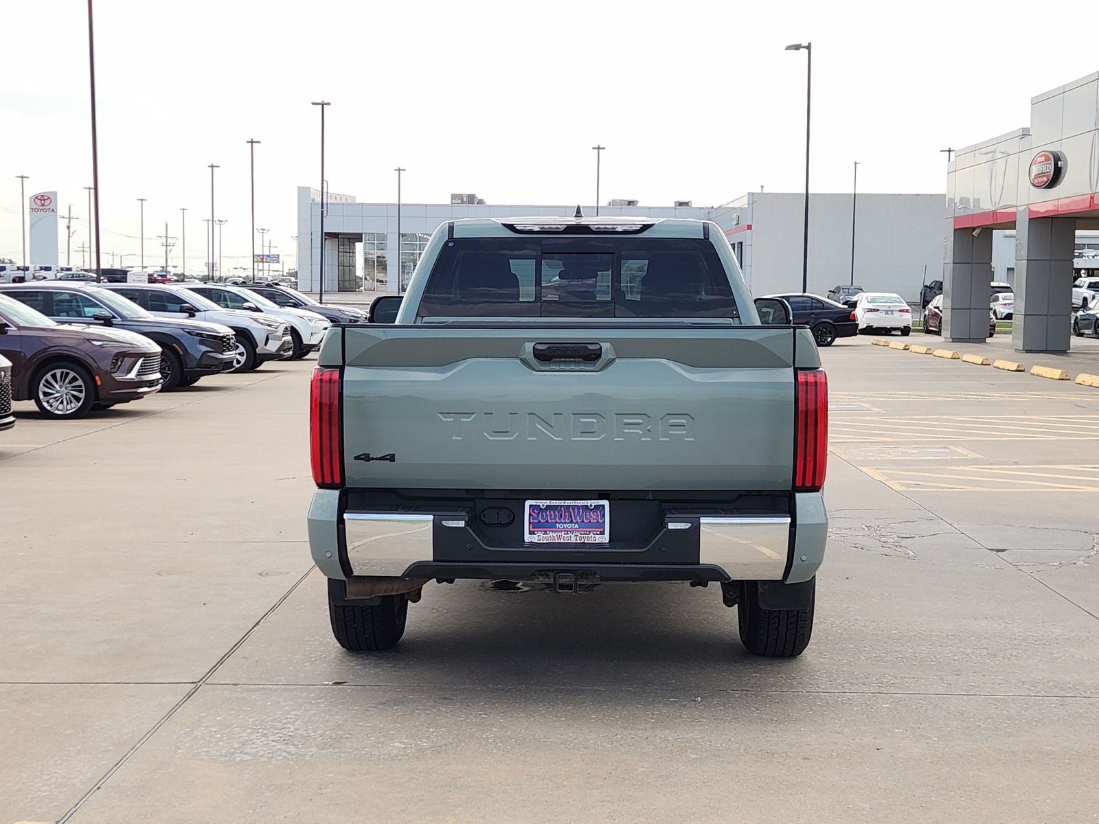 2022 Toyota Tundra SR5