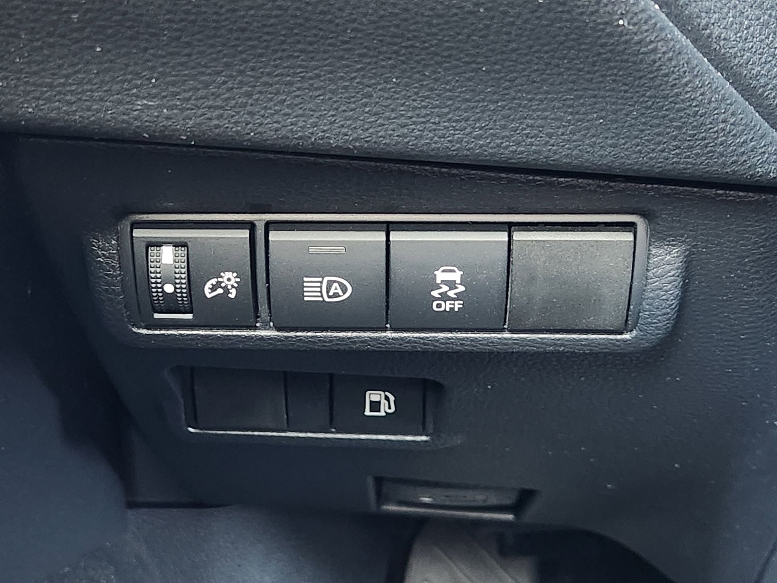 2025 Toyota Corolla Cross Hybrid SE