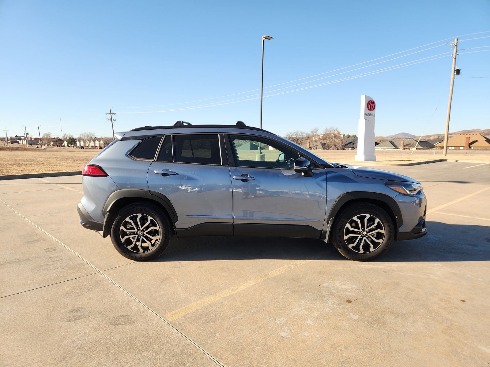 2025 Toyota Corolla Cross Hybrid SE