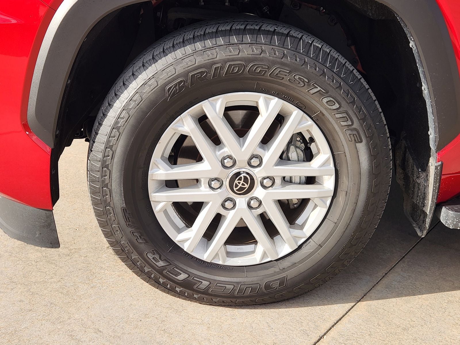 2024 Toyota Sequoia SR5