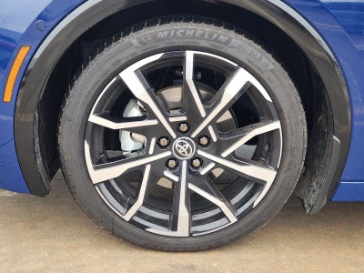 2025 Toyota Prius Plug-In Hybrid XSE Premium