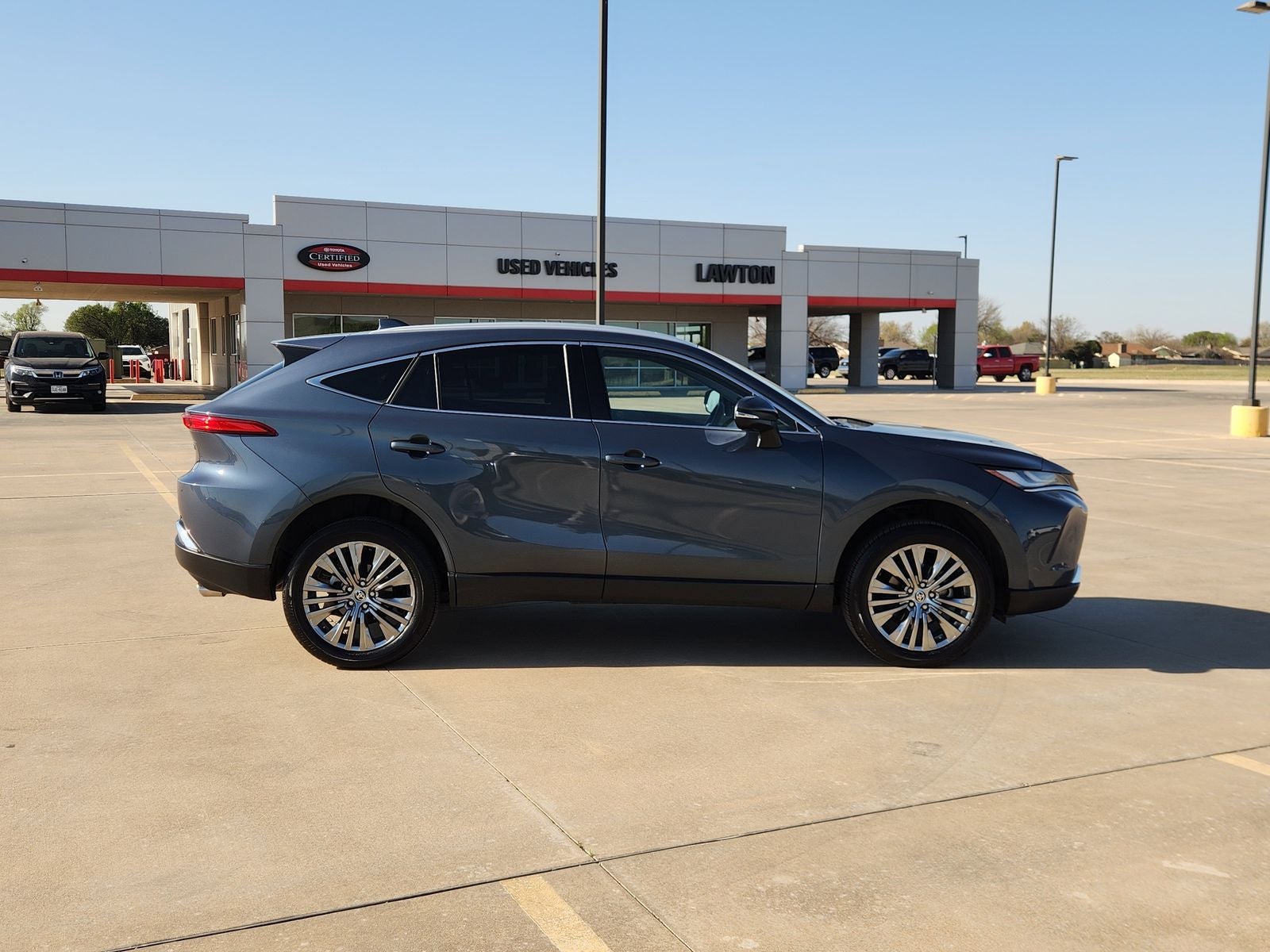 2023 Toyota Venza XLE