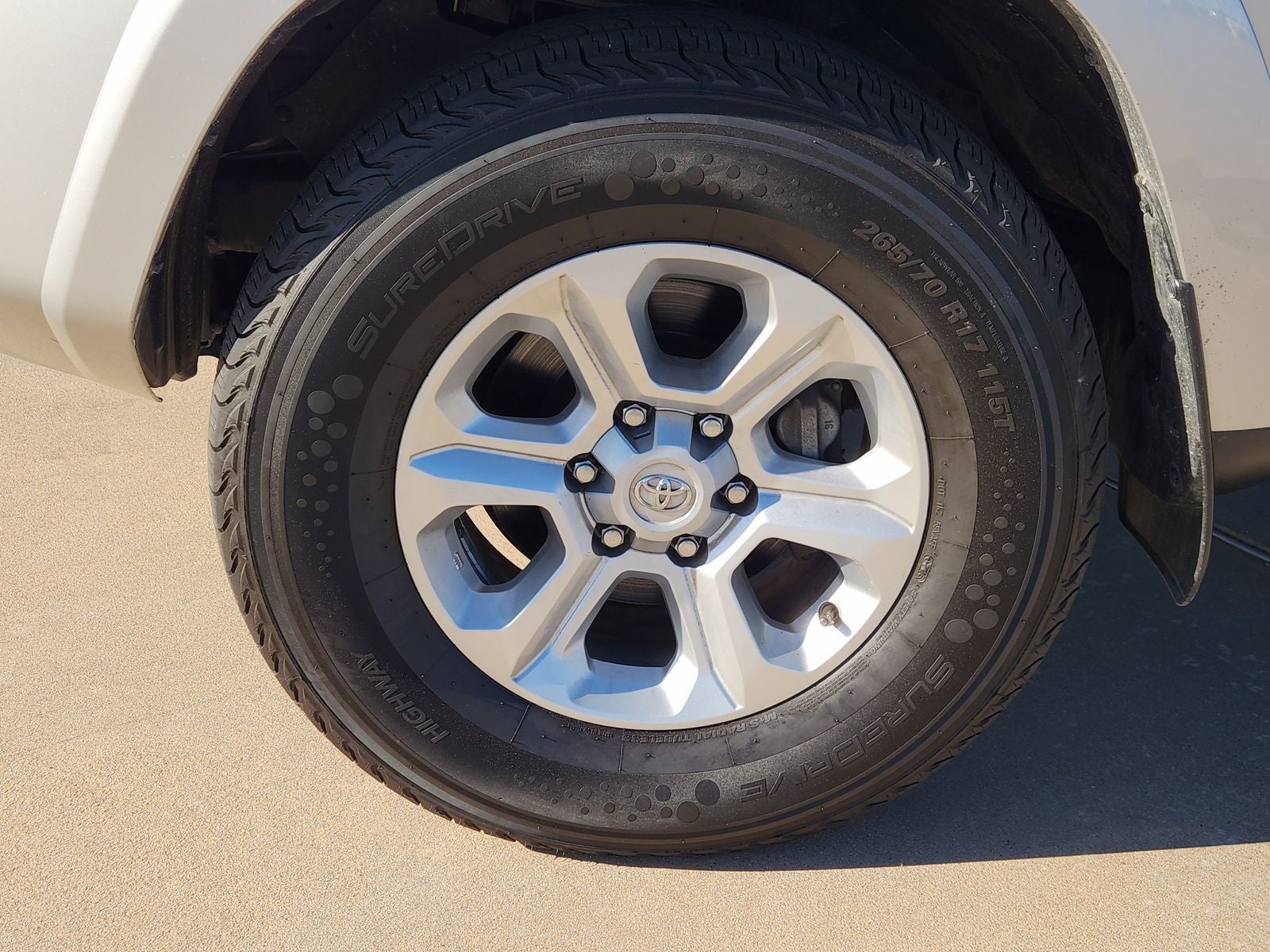 2024 Toyota 4Runner SR5