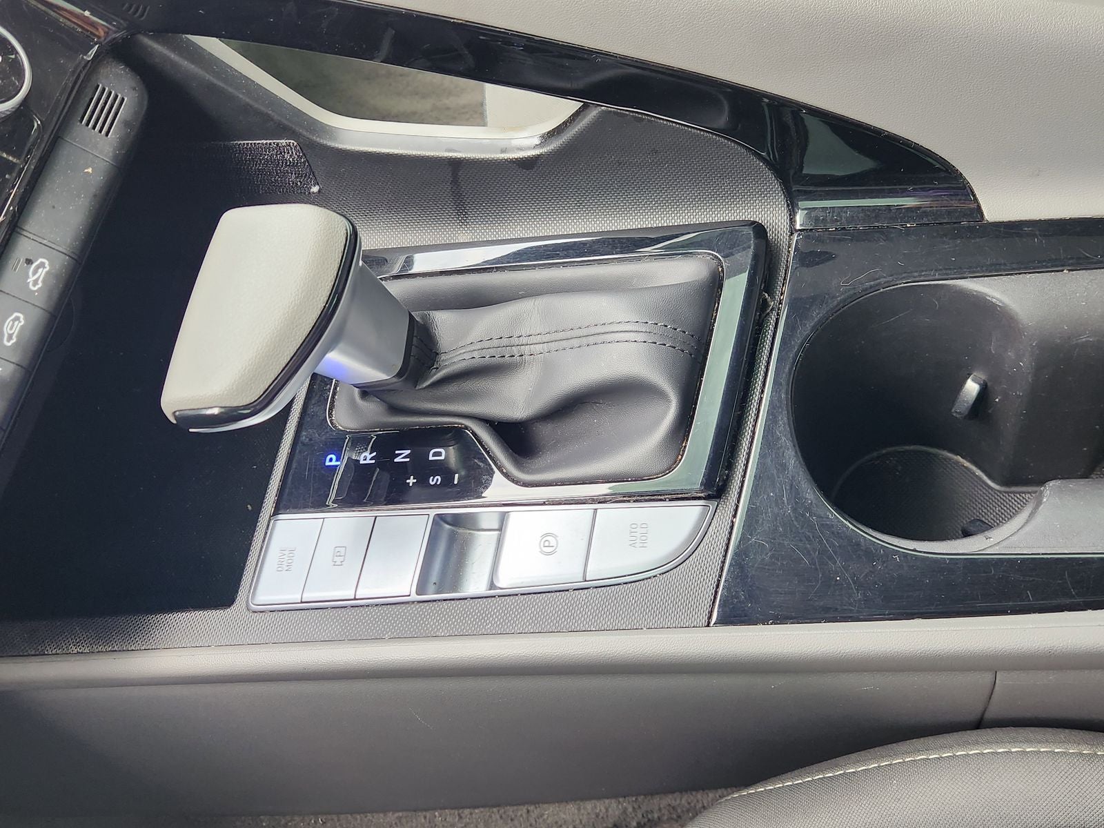 2024 Hyundai Elantra Hybrid Blue