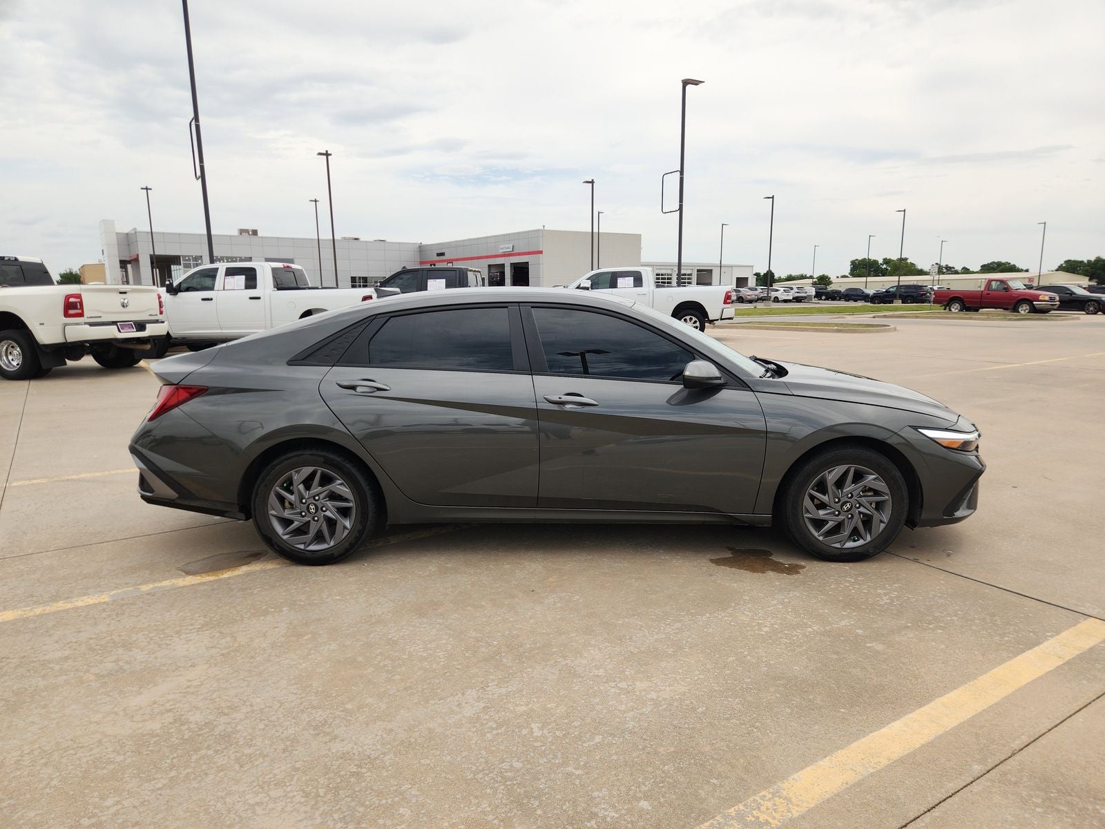 2024 Hyundai Elantra Hybrid Blue