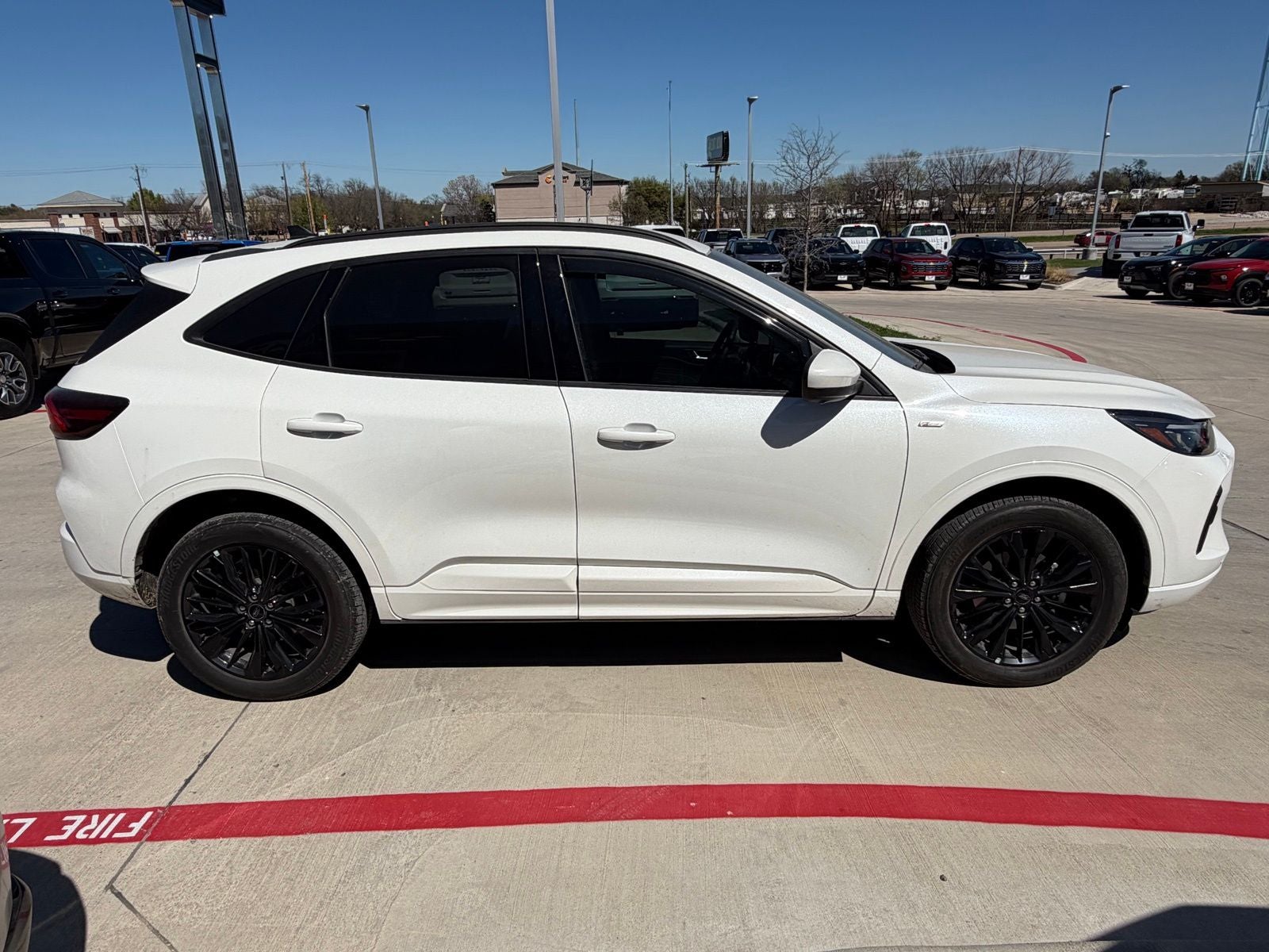 2023 Ford Escape ST-Line Elite