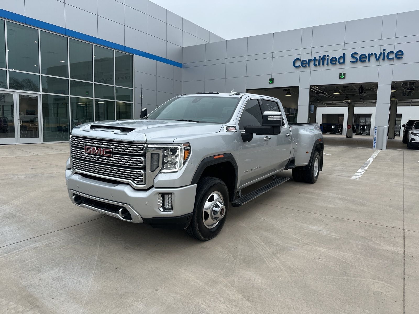 2023 GMC Sierra 3500HD Denali