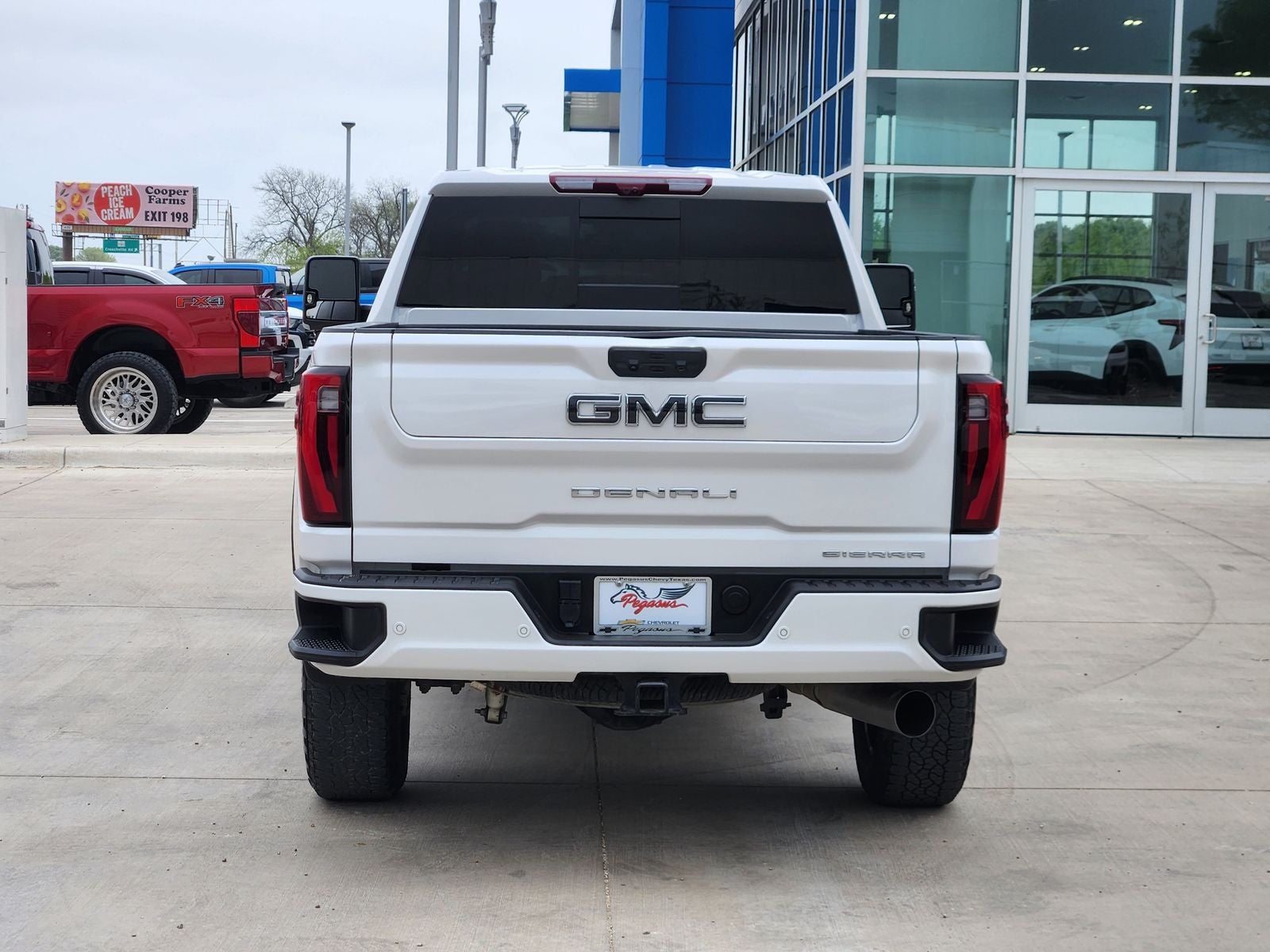 2025 GMC Sierra 2500HD Denali Ultimate