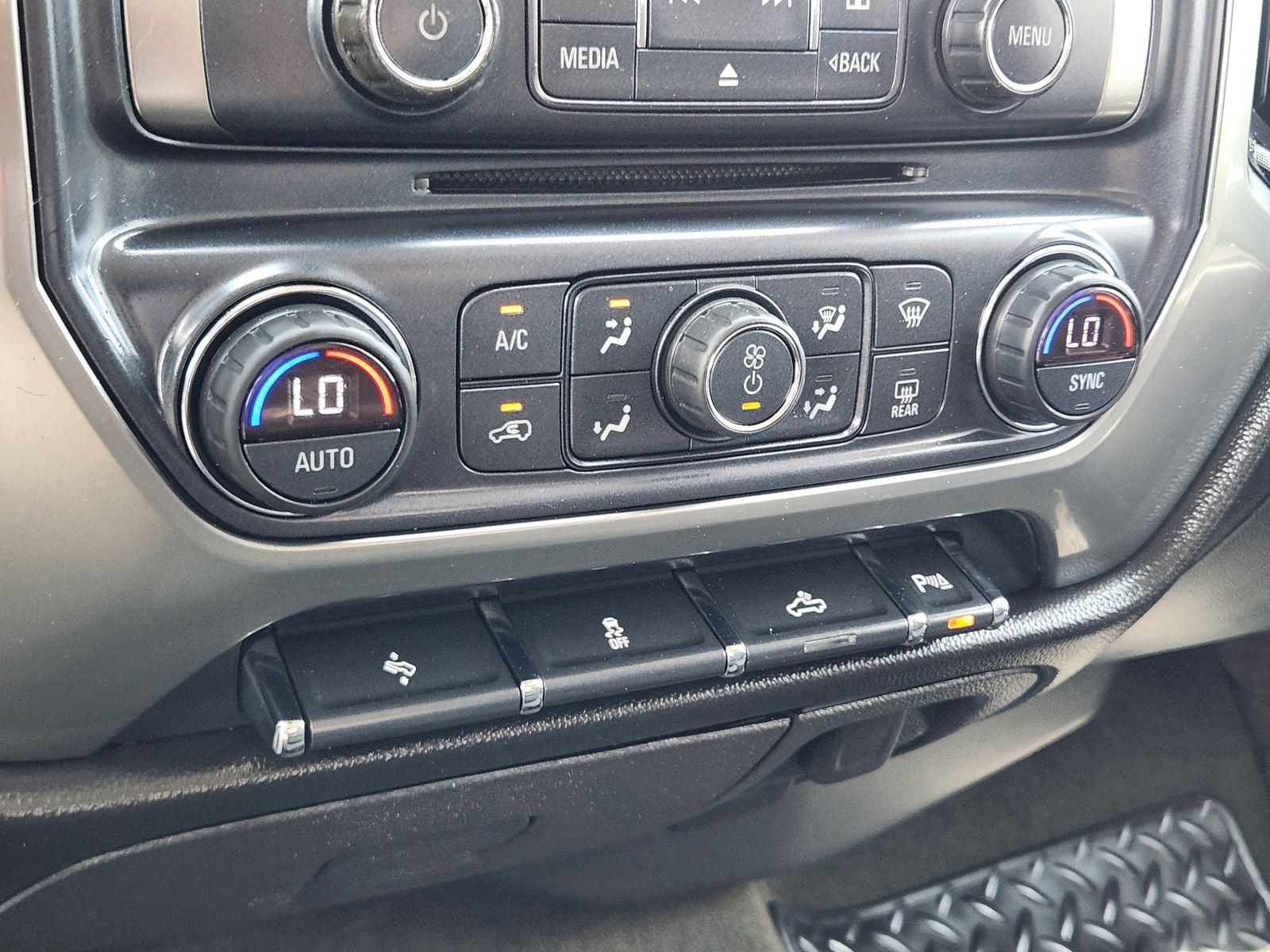 2018 Chevrolet Silverado 1500 LT LT1