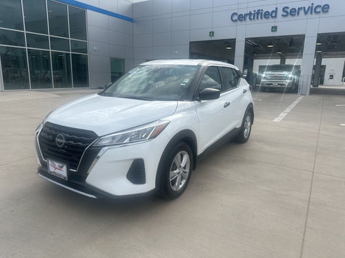 2023 Nissan Kicks S