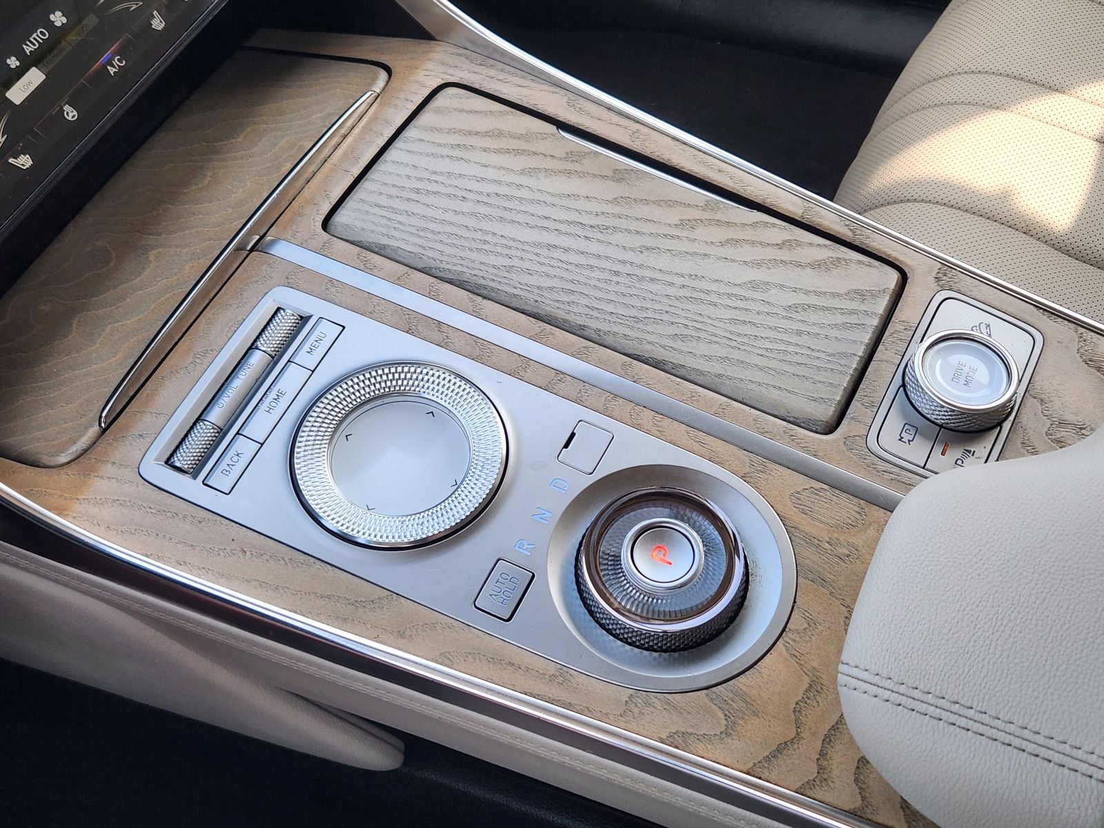 2022 Genesis GV80 2.5T