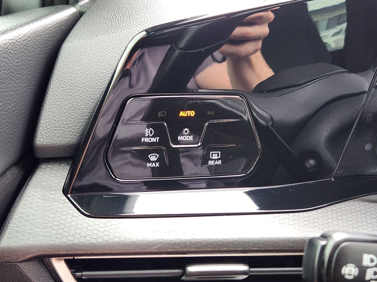 2022 Volkswagen Golf GTI 2.0T SE