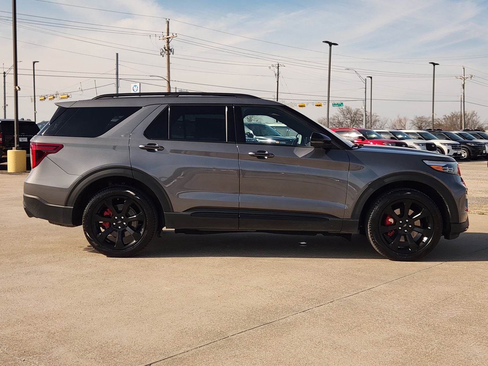 2023 Ford Explorer ST