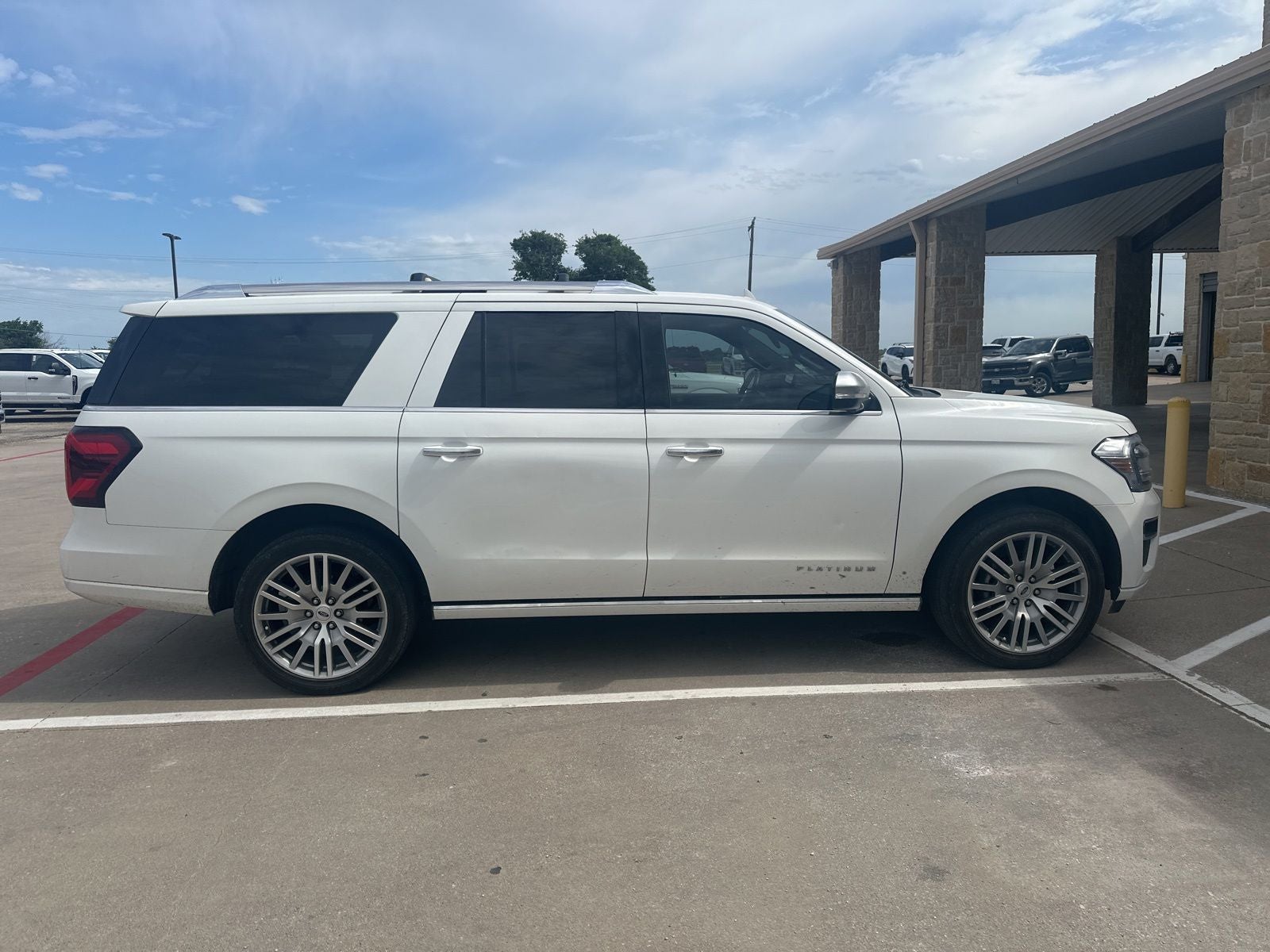 2023 Ford Expedition Max Platinum