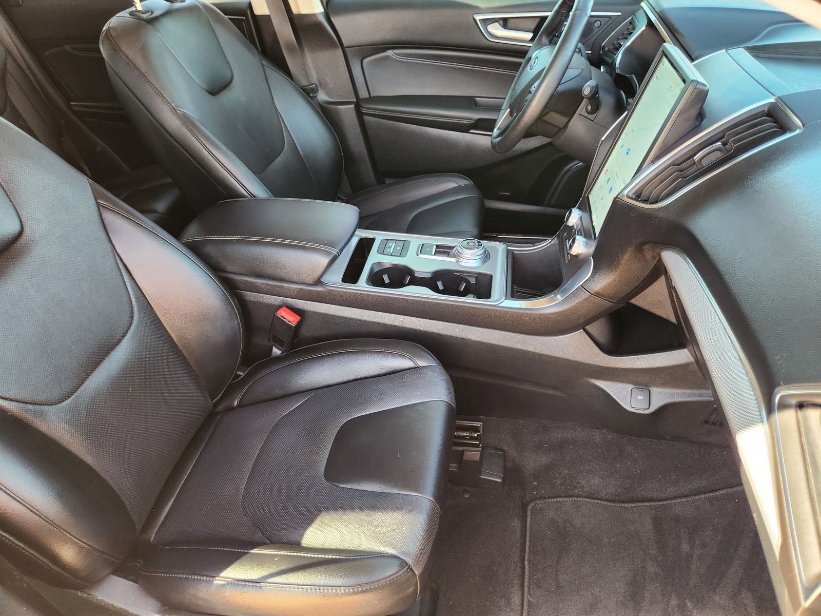 2021 Ford Edge Titanium