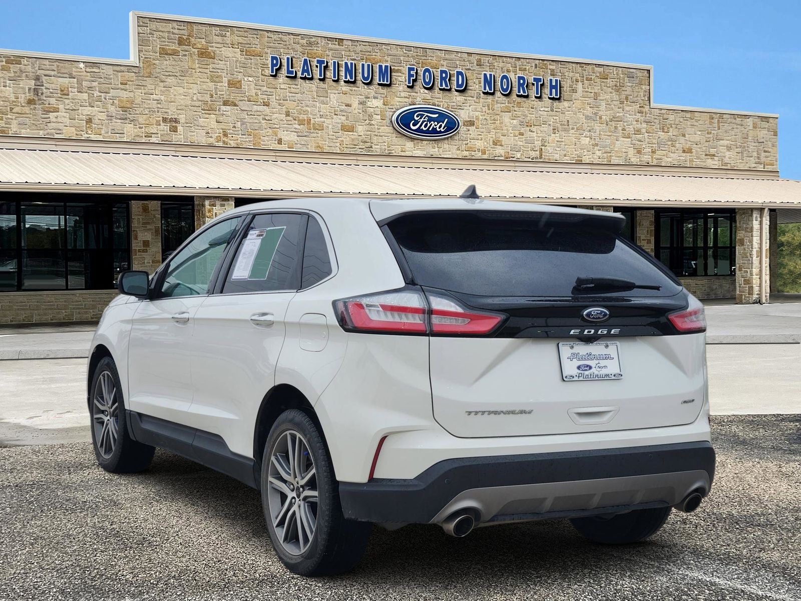 2023 Ford Edge Titanium